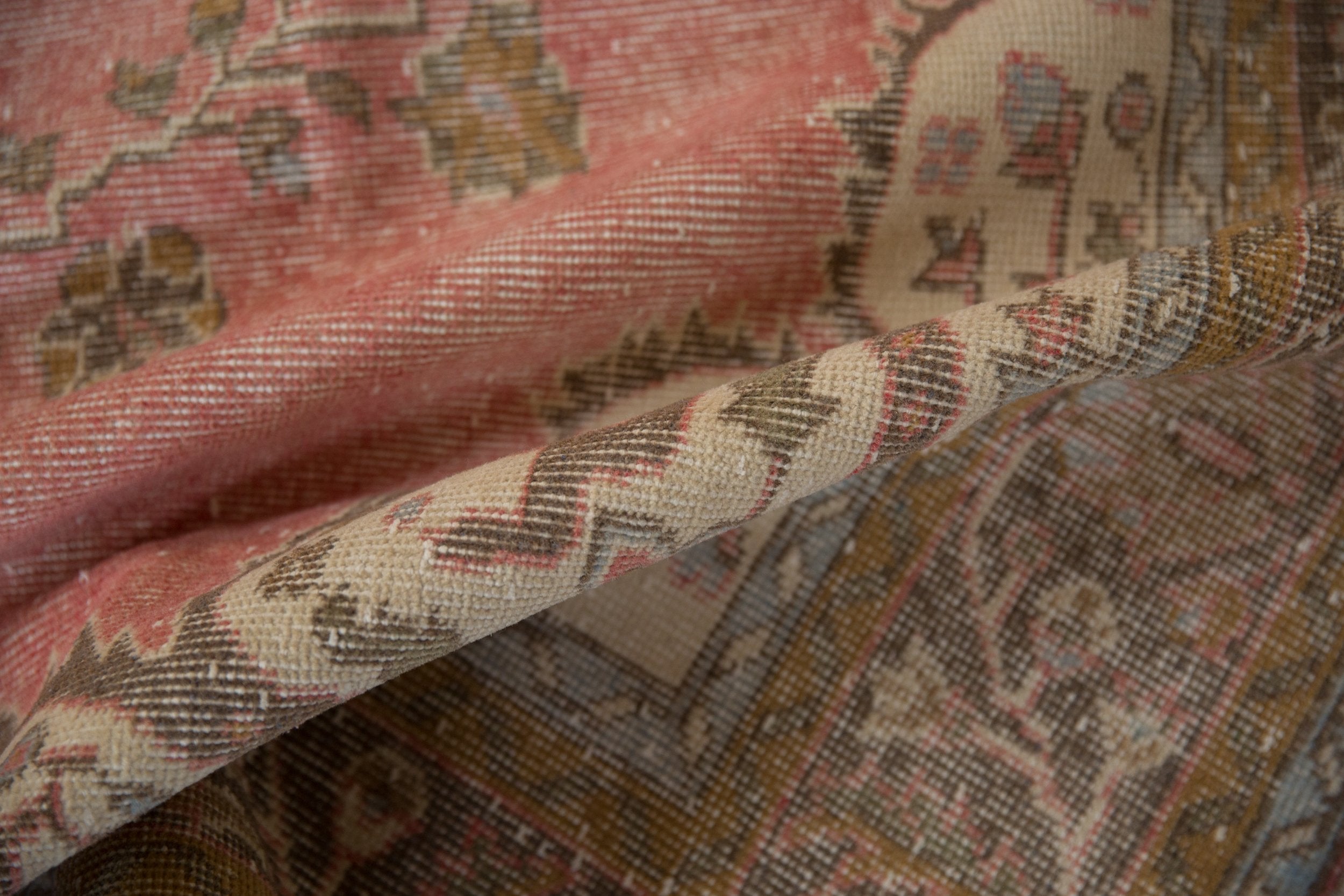 6.5x10 Vintage Distressed Sparta Carpet