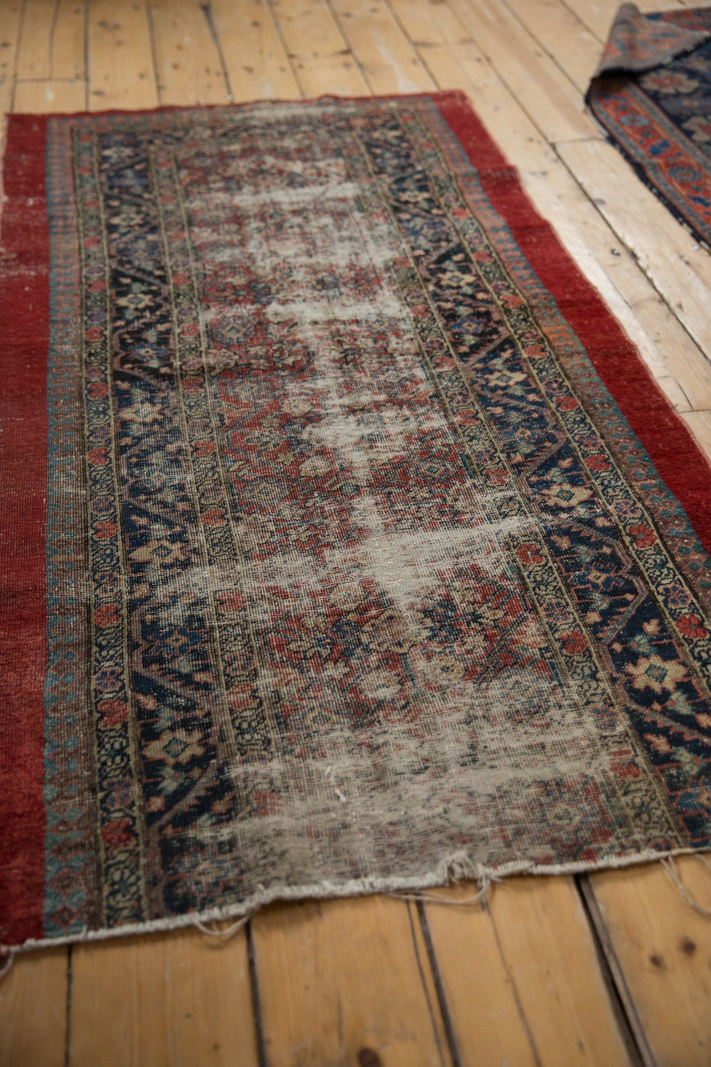 2.5x5.5 Antique Fine Fragment Serab Rug Runner