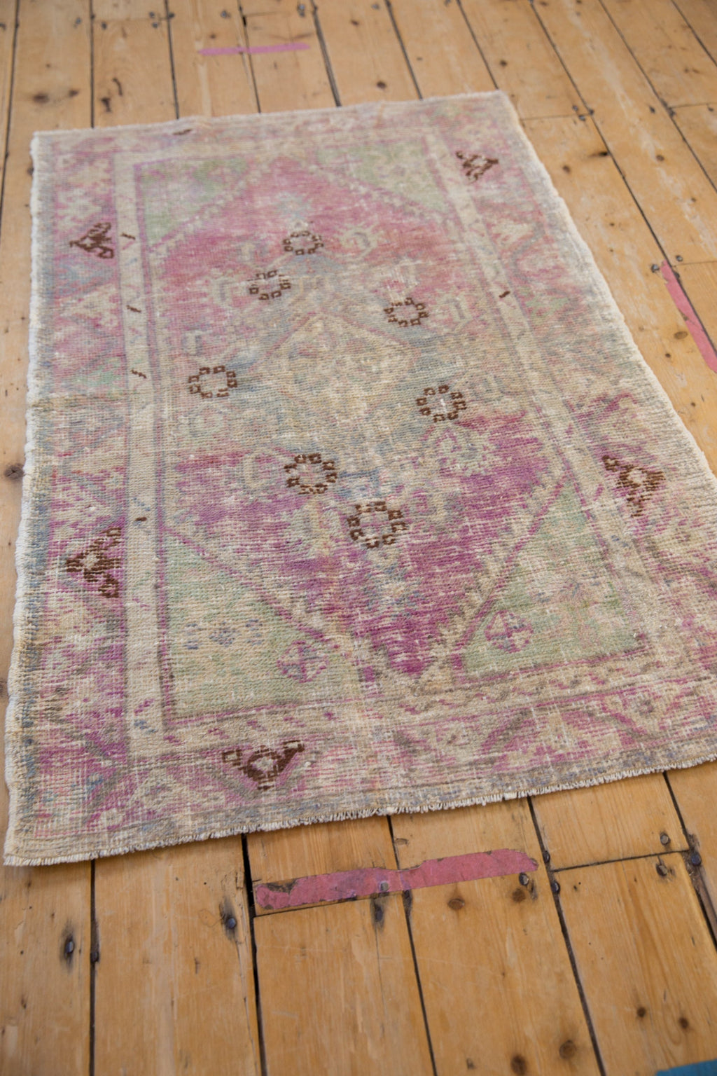 2.5x4 Vintage Distressed Oushak Rug