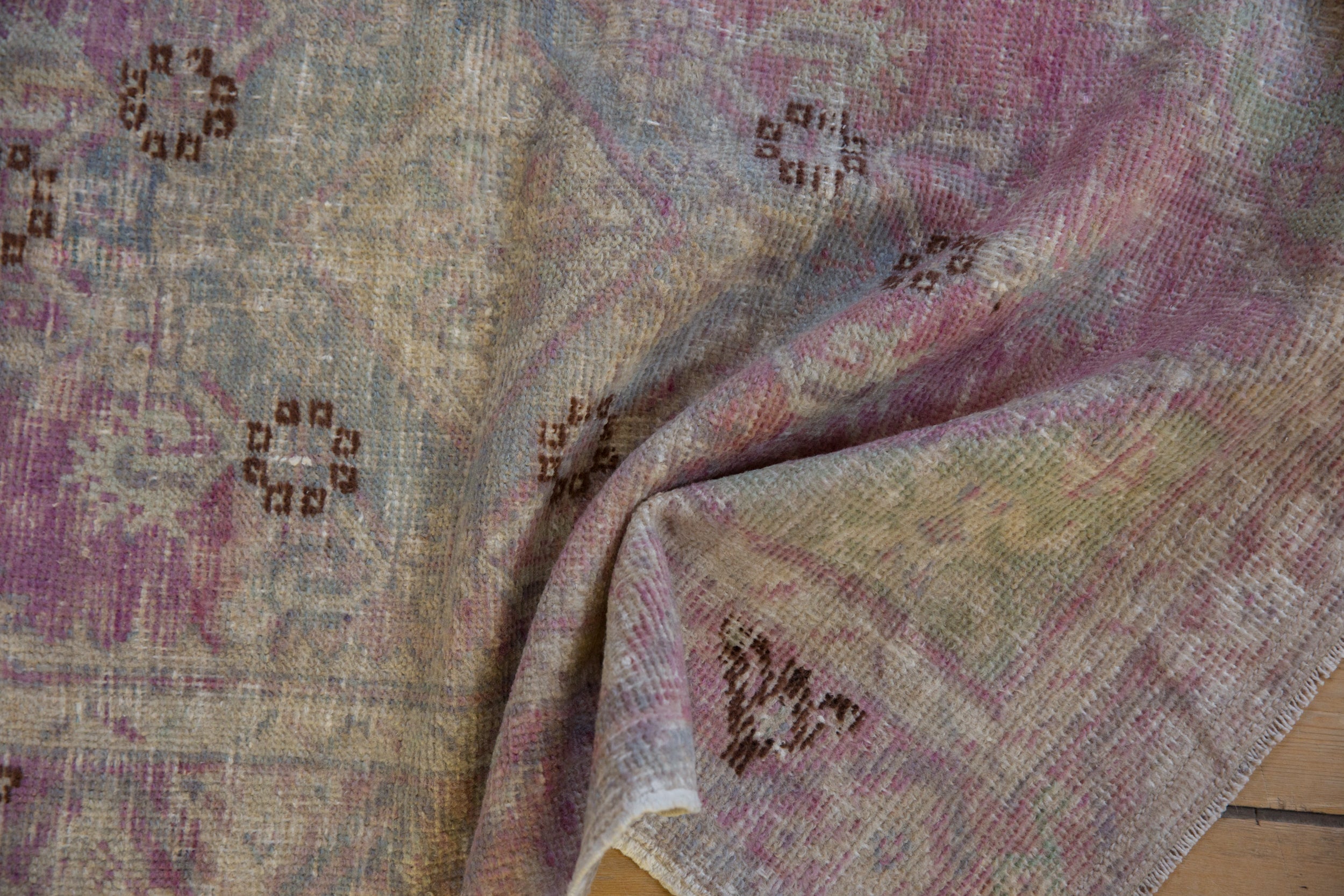 2.5x4 Vintage Distressed Oushak Rug