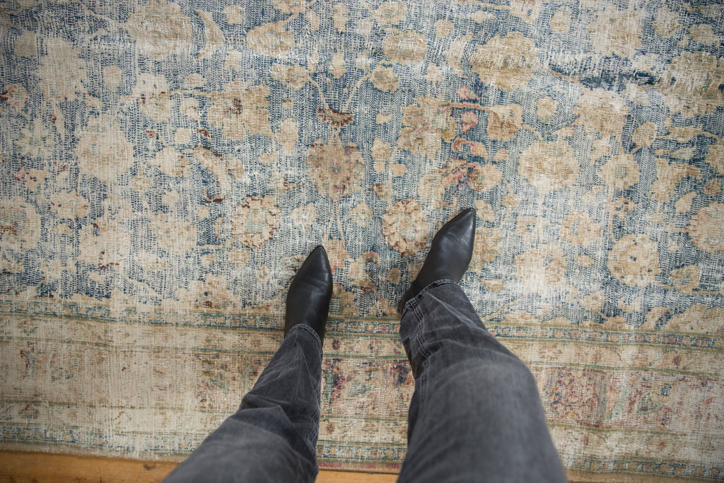 6.5x10.5 Vintage Distressed Meshed Carpet