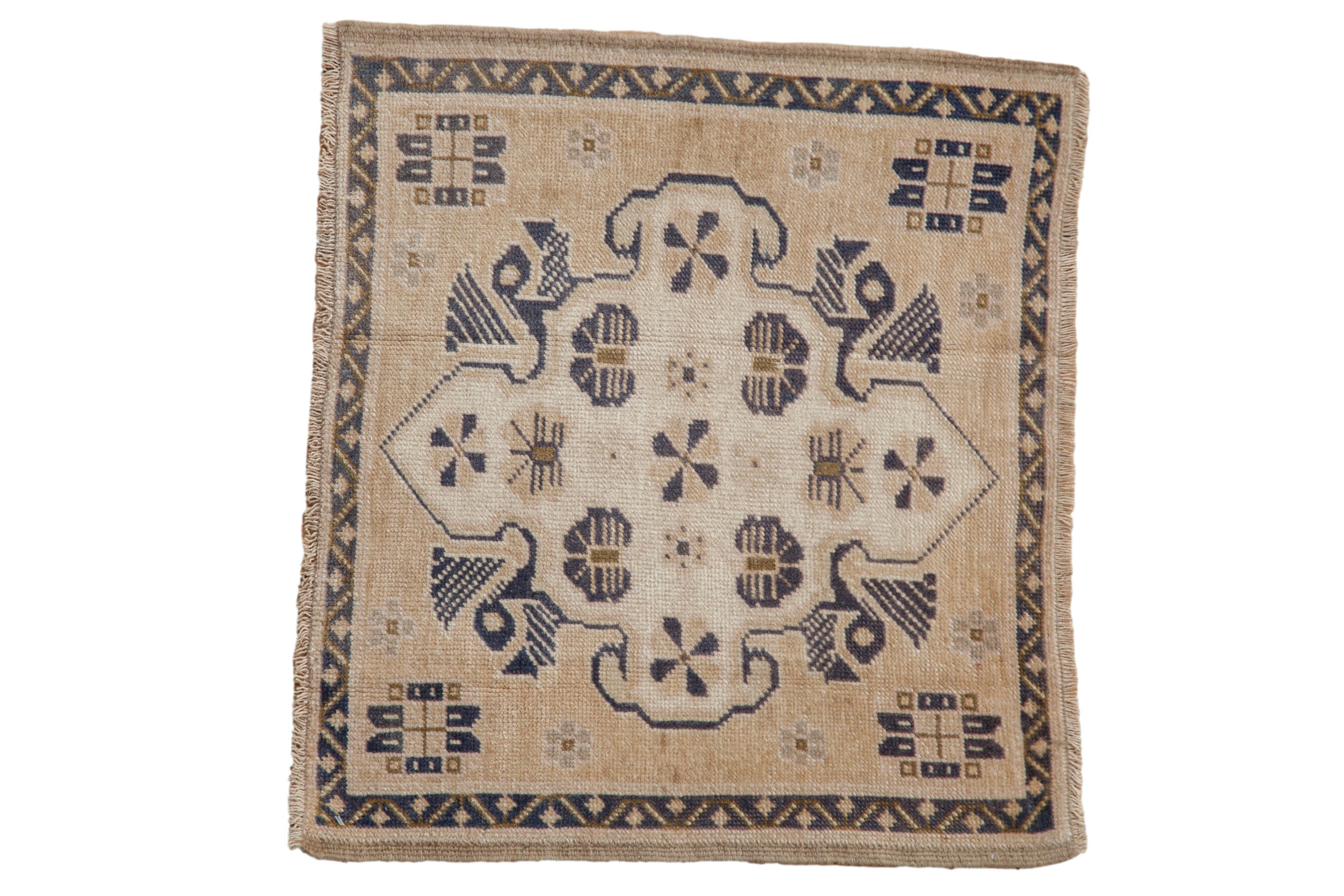 2x2.5 Vintage Distressed Oushak Square Rug Mat