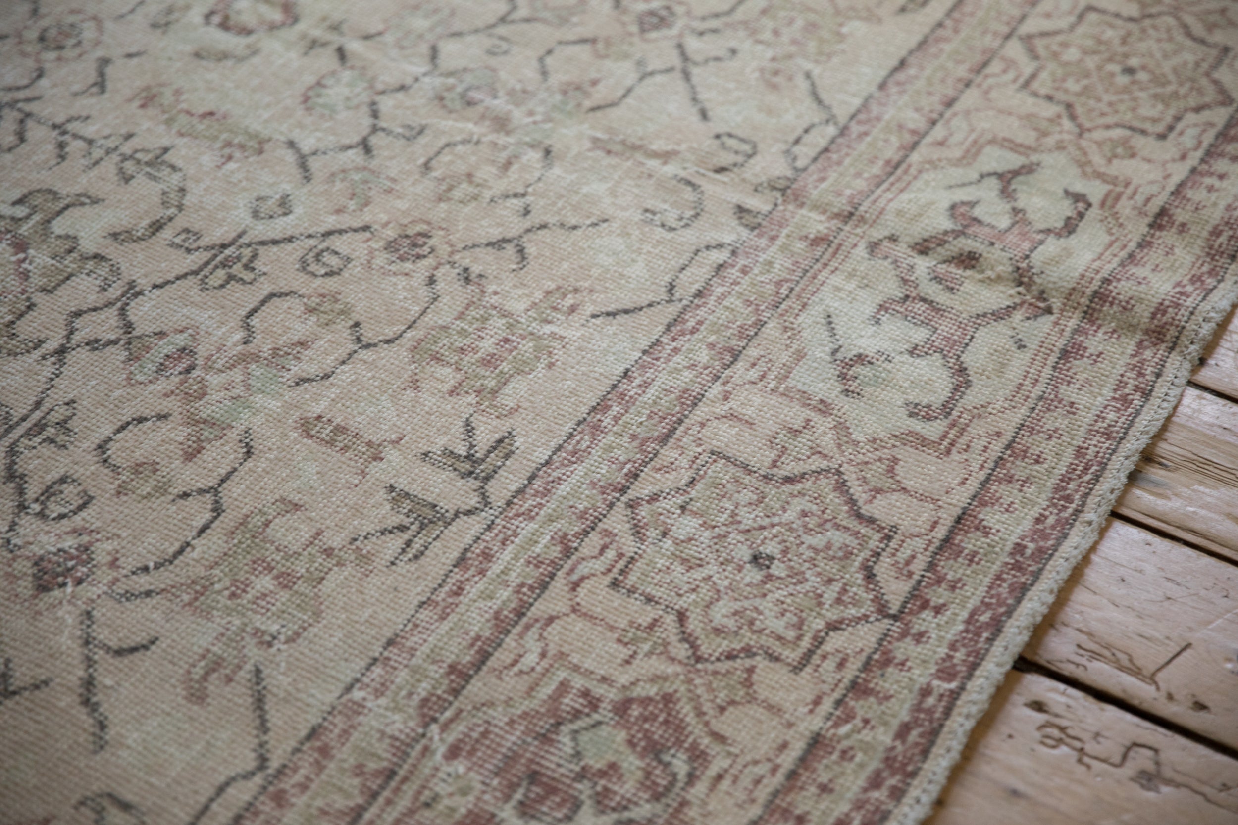 7x10.5 Vintage Distressed Oushak Carpet