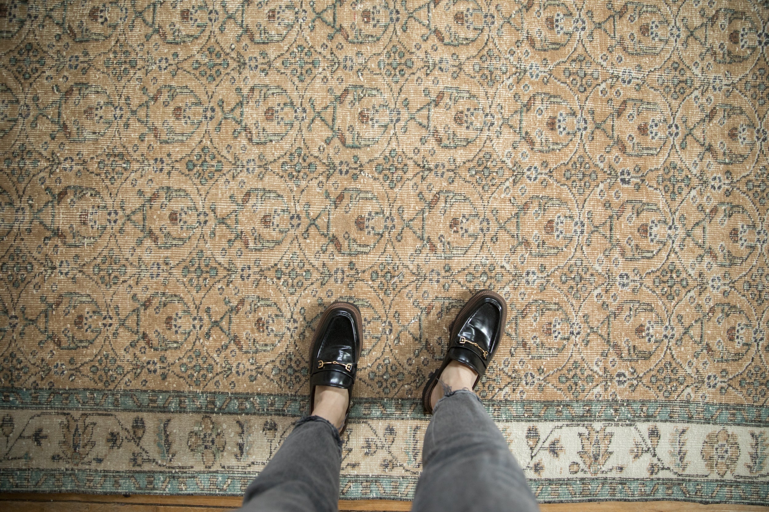 4.5x9 Vintage Distressed Sparta Rug Runner