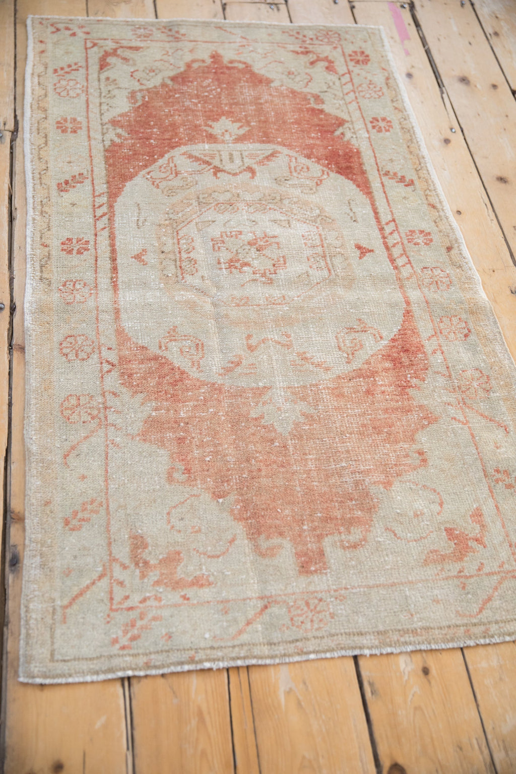 2.5x4.5 Vintage Distressed Oushak Rug