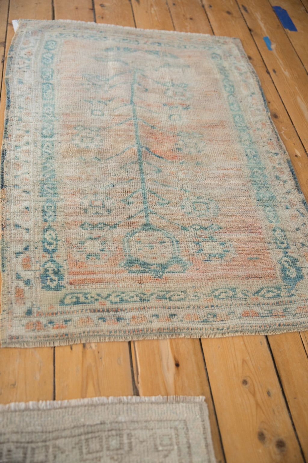 2.5x3.5 Vintage Distressed Oushak Rug