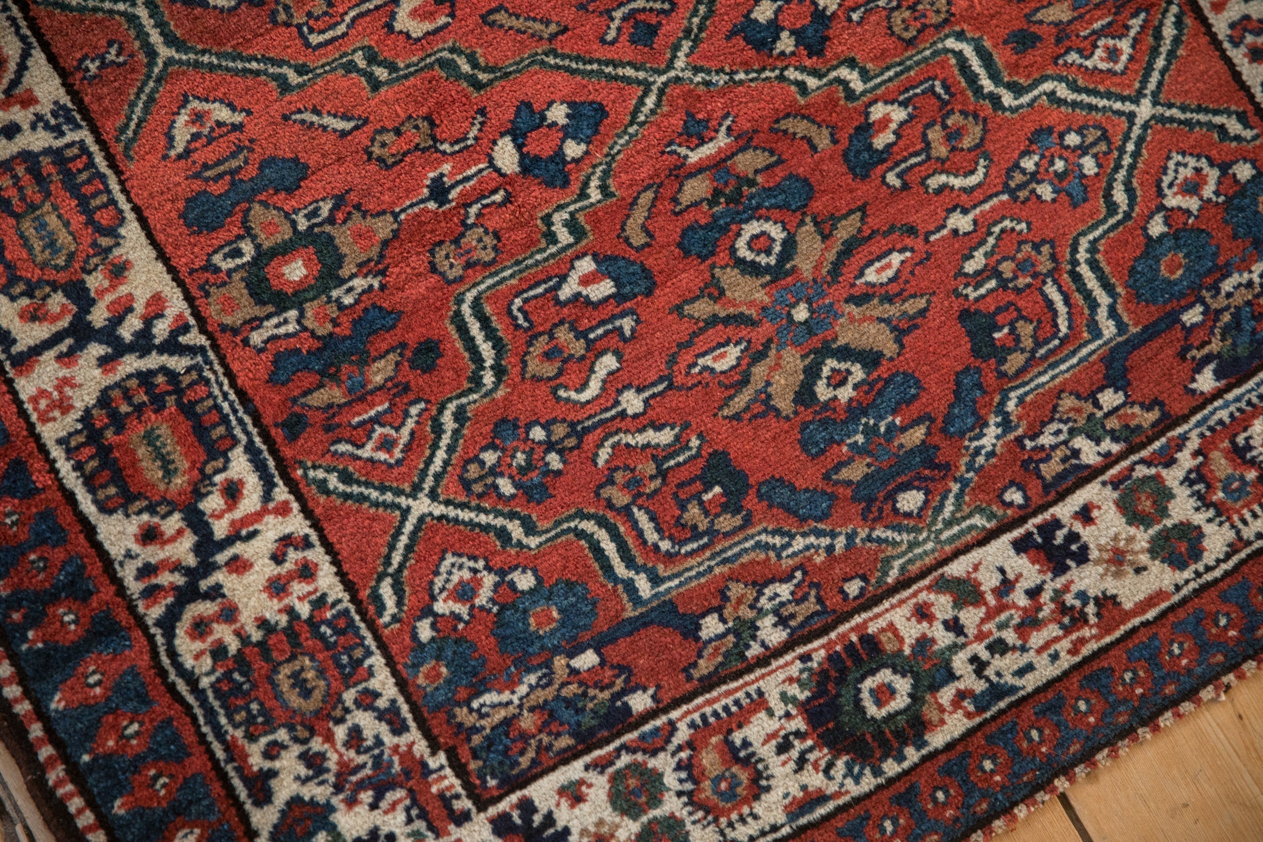 2.5x3 Vintage Malayer Square Rug