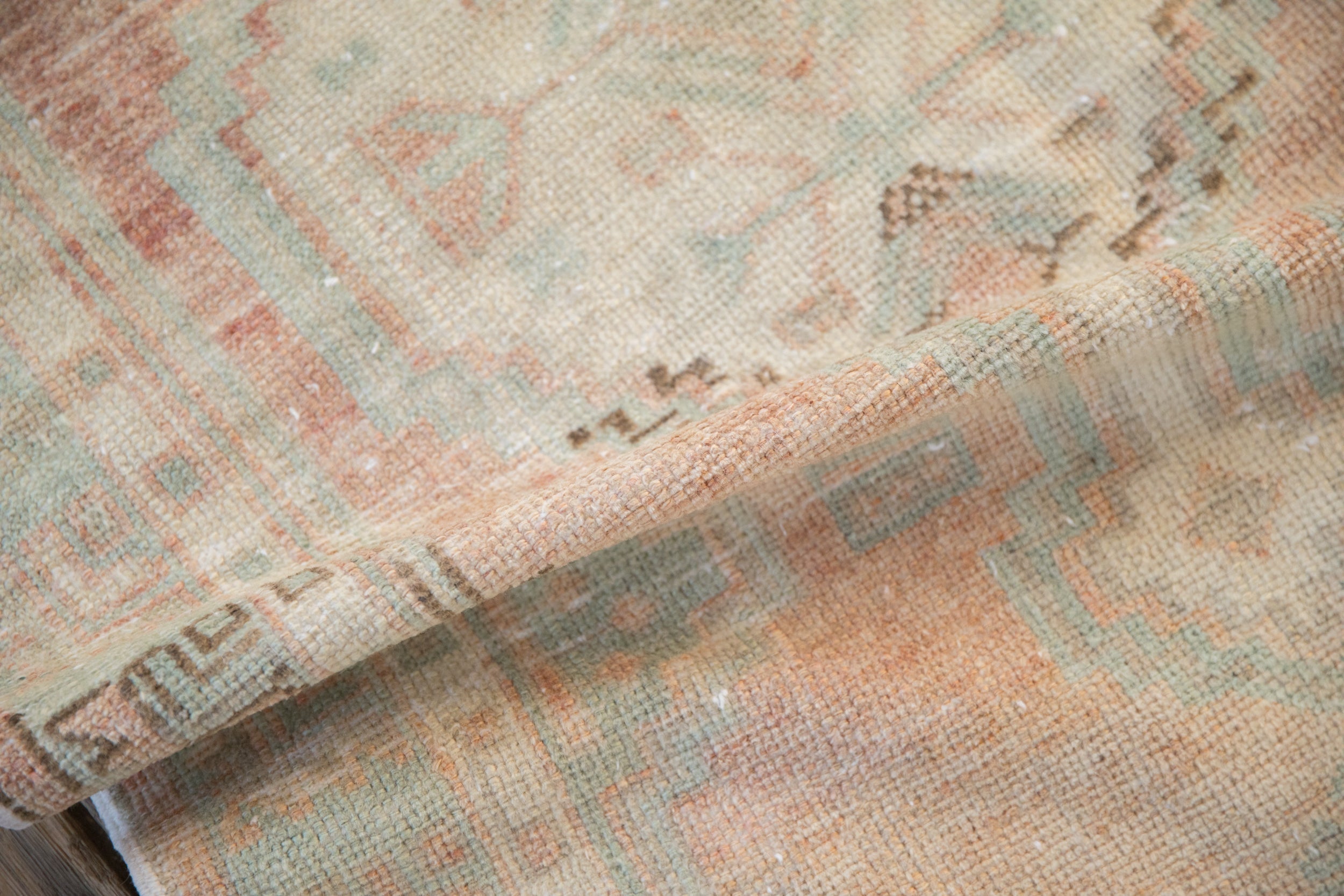 2.5x4.5 Vintage Distressed Oushak Rug