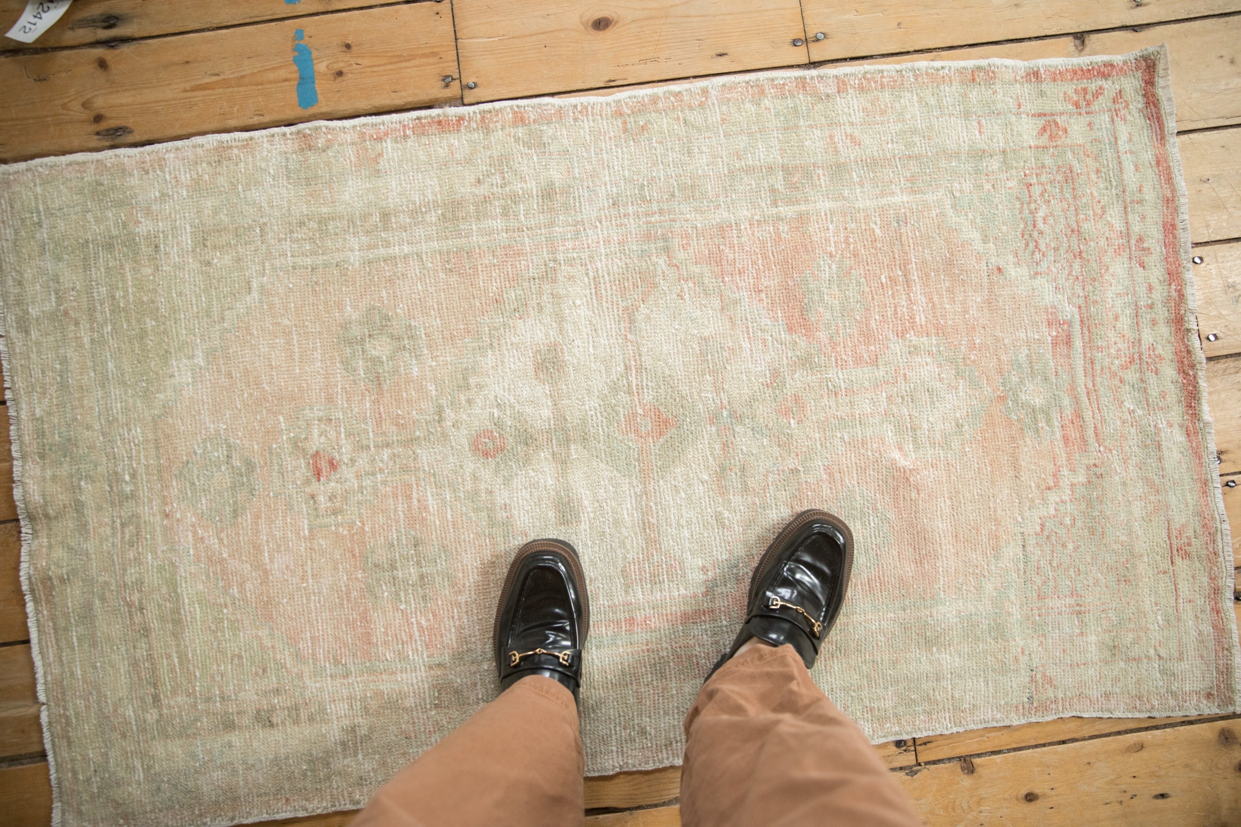 2.5x4.5 Vintage Distressed Oushak Rug