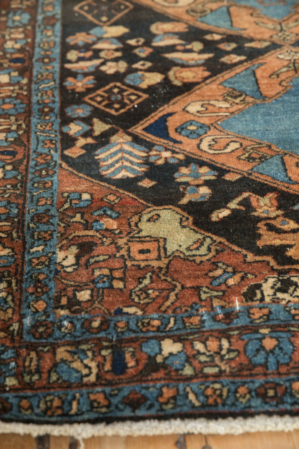 3.5x4.5 Vintage Fine Heriz Square Rug