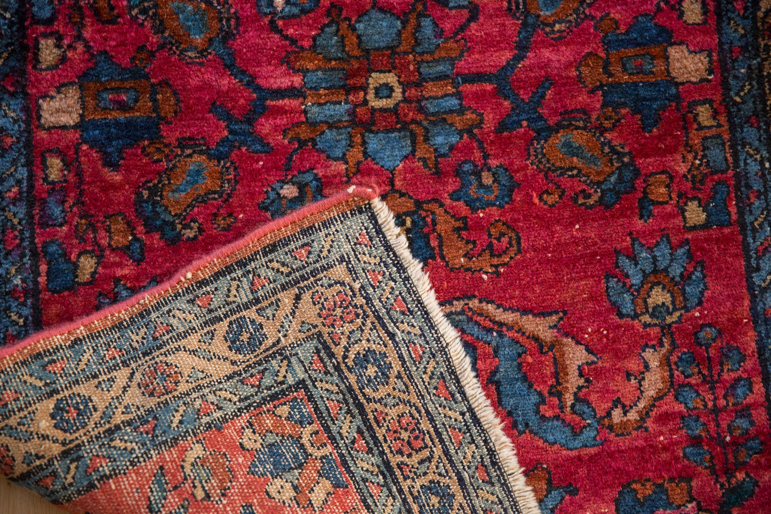 2.5x4 Vintage Lilihan Rug