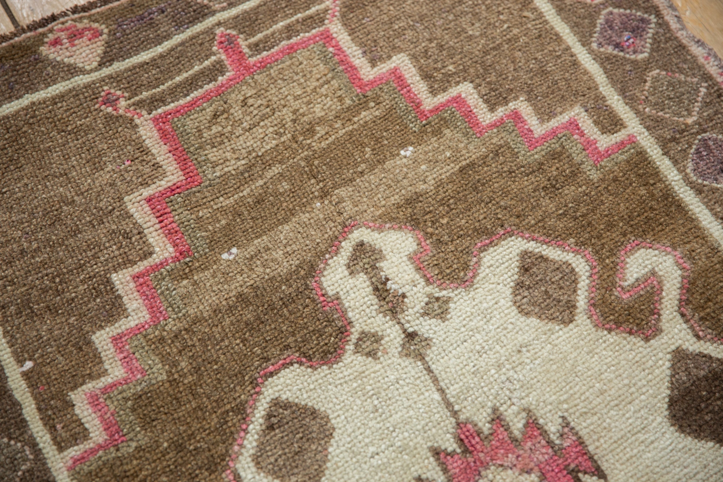 3x4.5 Vintage Distressed Kars Rug