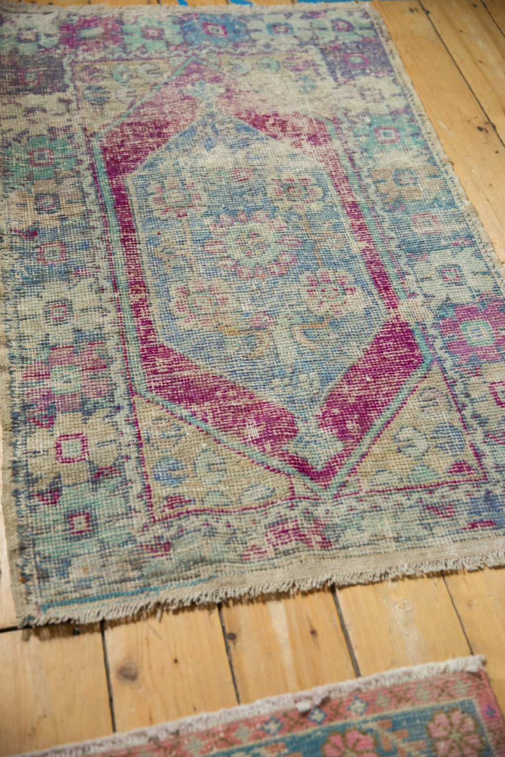 2.5x4.5 Vintage Distressed Oushak Rug