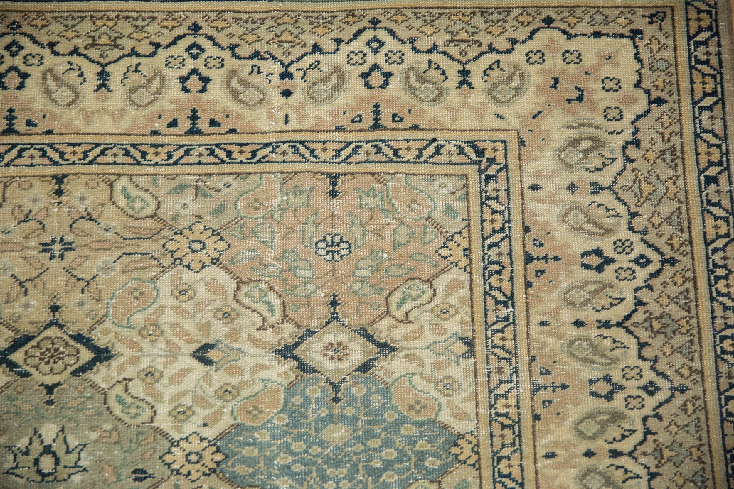 6.5x9.5 Vintage Distressed Kayseri Carpet
