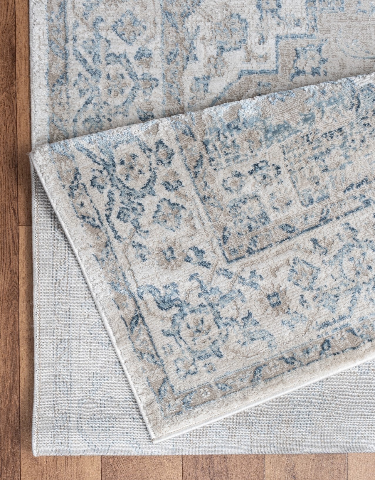 Noble GC_GEN7001 Ivory 7 ft. 10 in. x 10 ft. 3 in. Area Rug