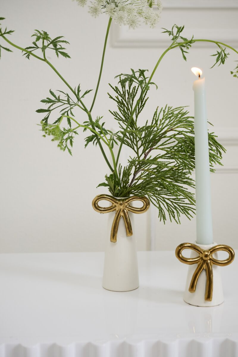 Bowtie Sculptural Candleholders — Set of 4
