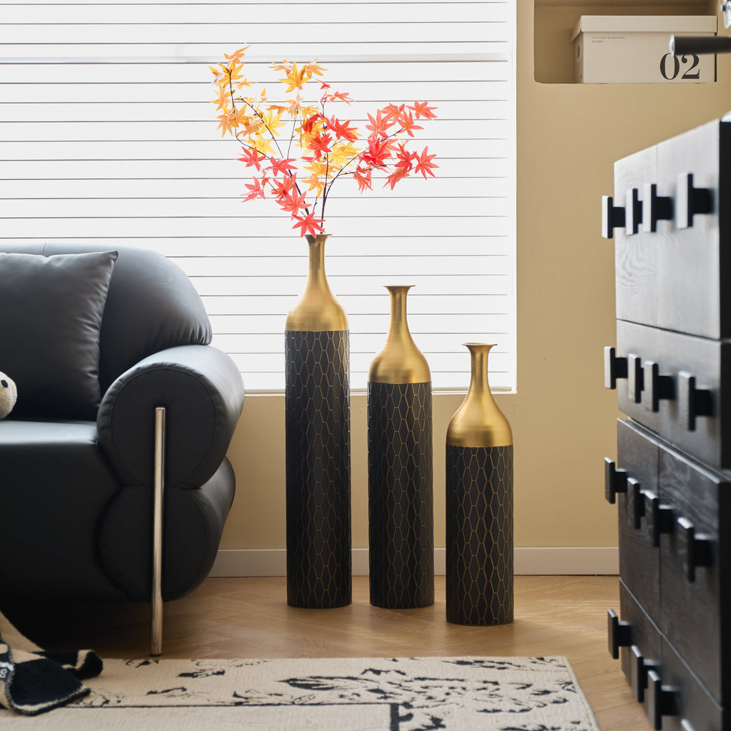 Elegant Floor Vase Set – Gold & Black Metal Decorative Vases – 3-Piece Set for Floral Display, Wedding & Gift Décor
