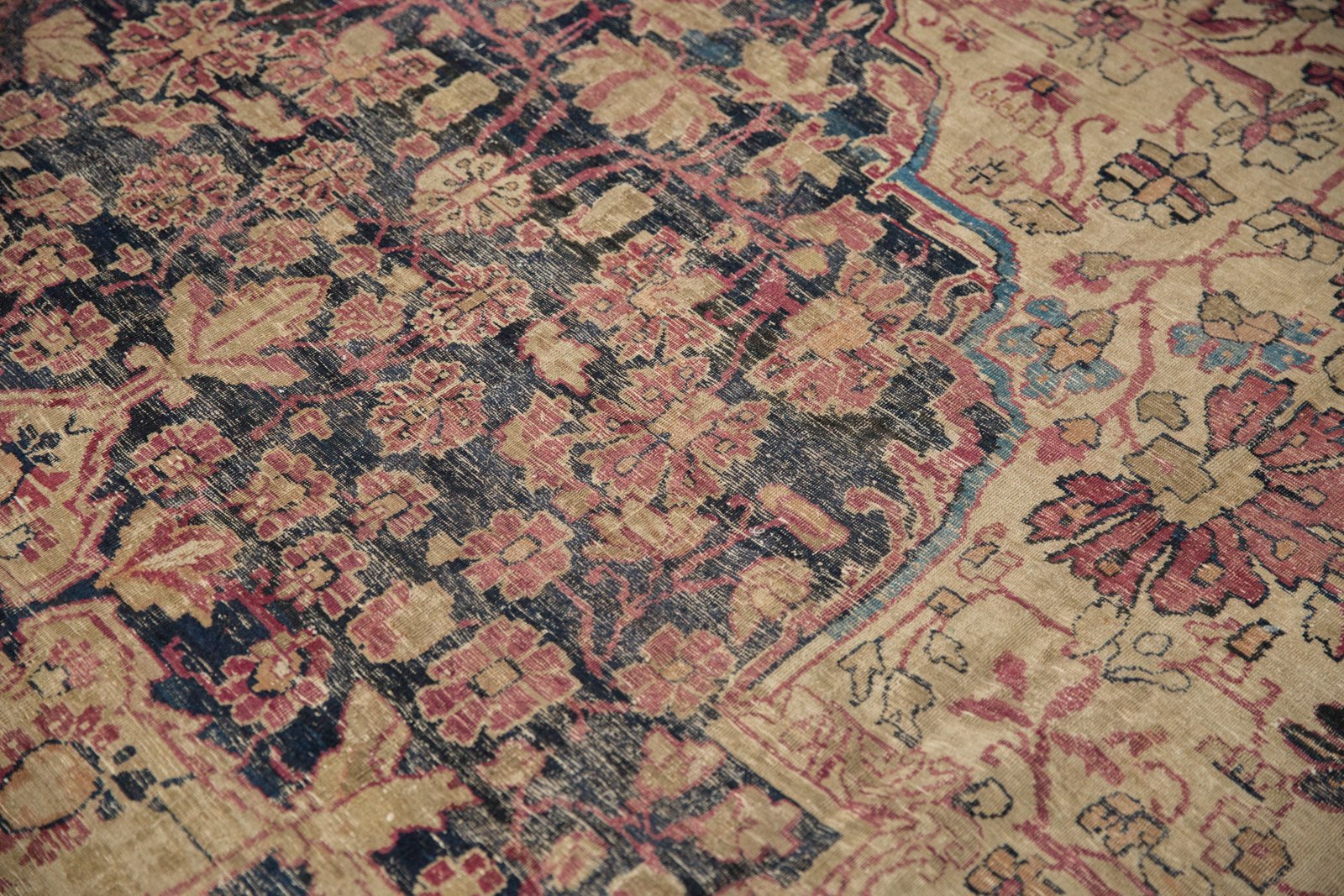 11.5x19.5 Antique Kermanshah Carpet