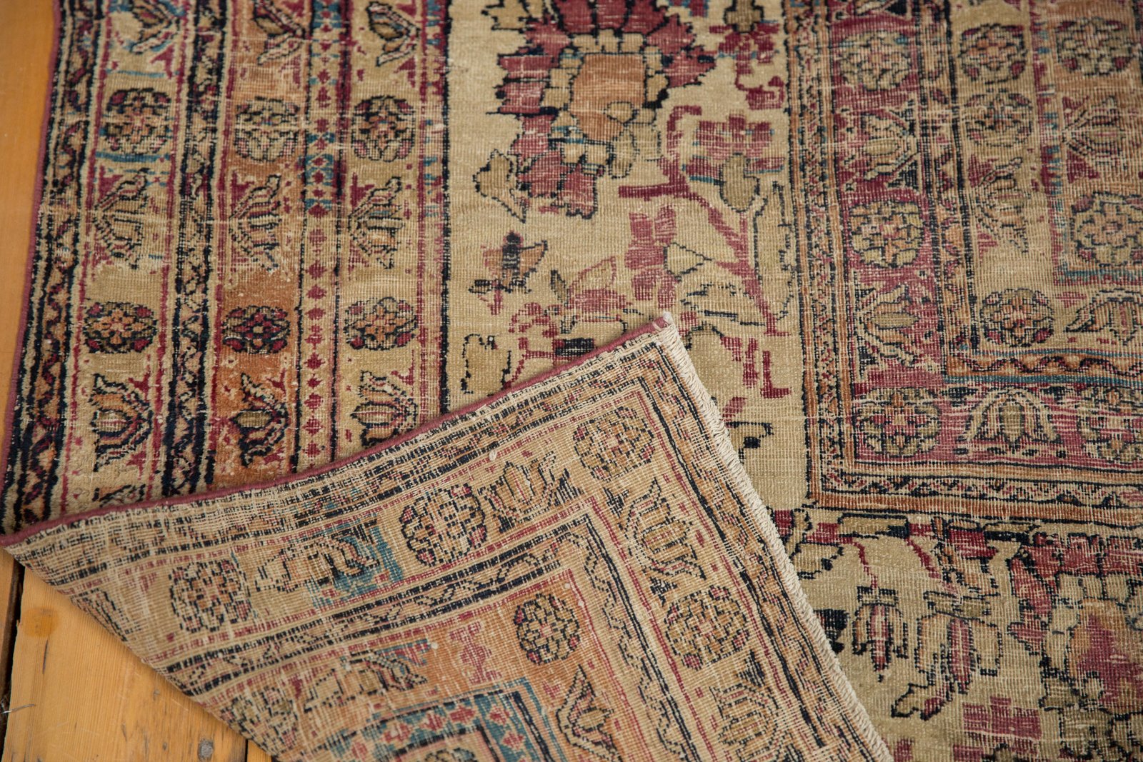 11.5x19.5 Antique Kermanshah Carpet