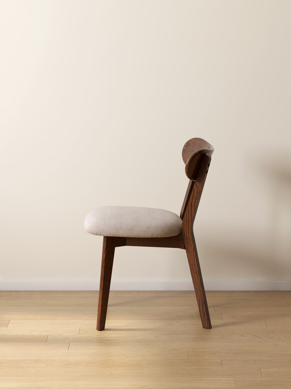 Walnut Color Dining Chair Wooden FAS Grade Oak Natural Wood Made in North America 100% Dirt-free Wood Chair Solid Chair Table Chair Wooden Living Room Chair Simple And Natural 47.5 * 55.5 * 78cm
