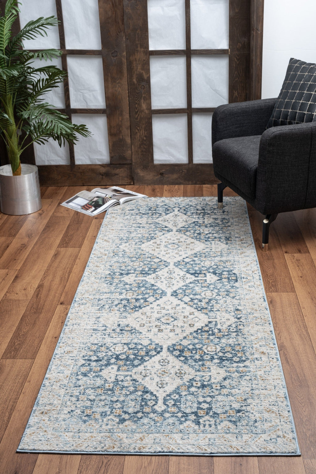 Noble GC_GEN7003 Blue 7 ft. 10 in. x 10 ft. 3 in. Area Rug