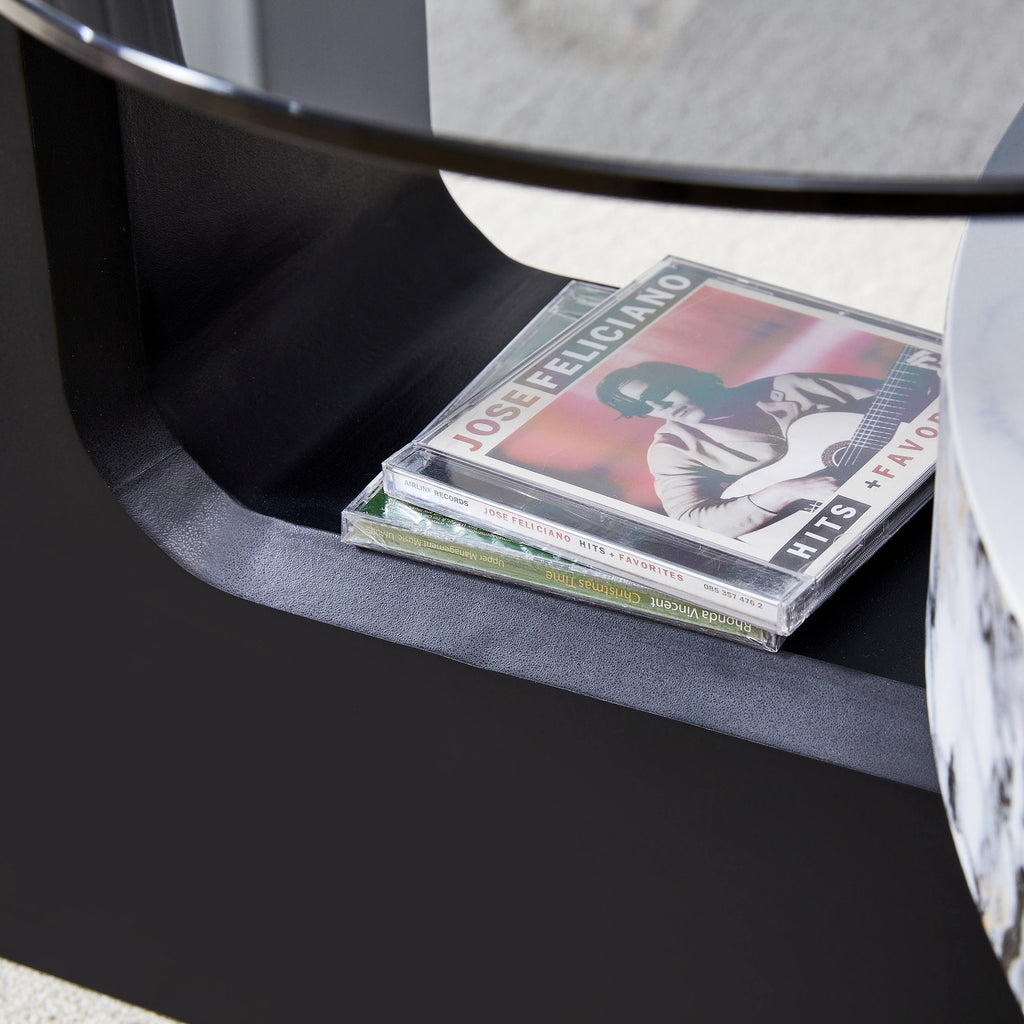 The detachable double-decker coffee table, the stylish design is more precious, and the detachable design can make the use of space more flexible and suitable for various scenes.