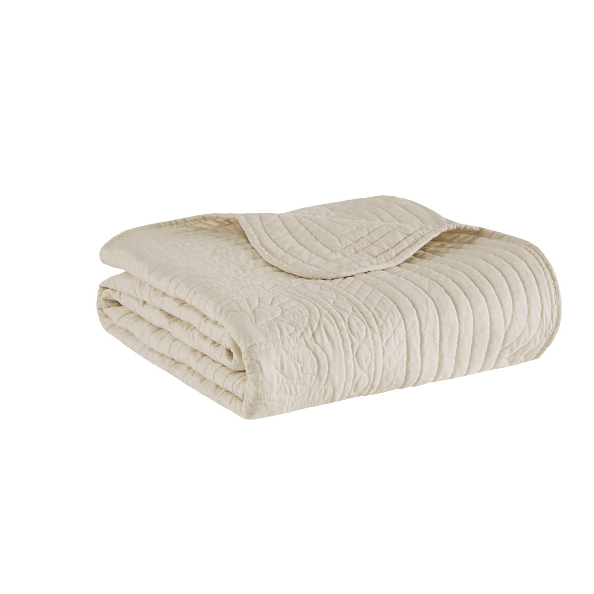 Oversized Quilted Throw with Scalloped Edges Cream 60x72'