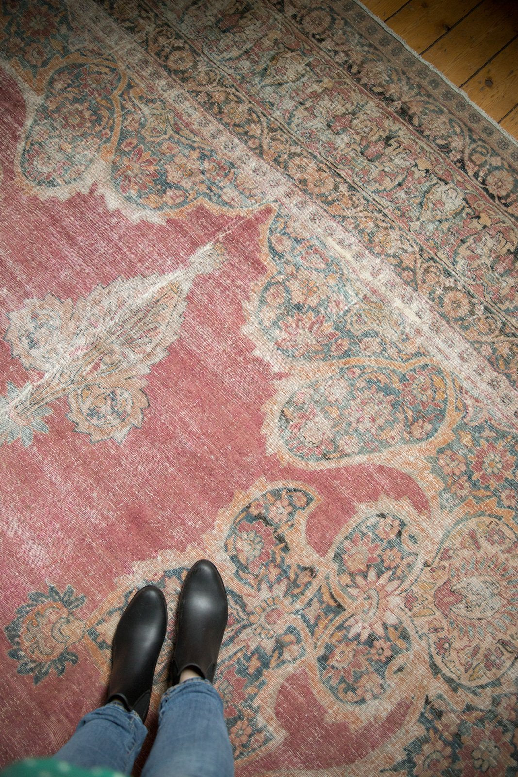 12x18.5 Antique Distressed Kermanshah Carpet