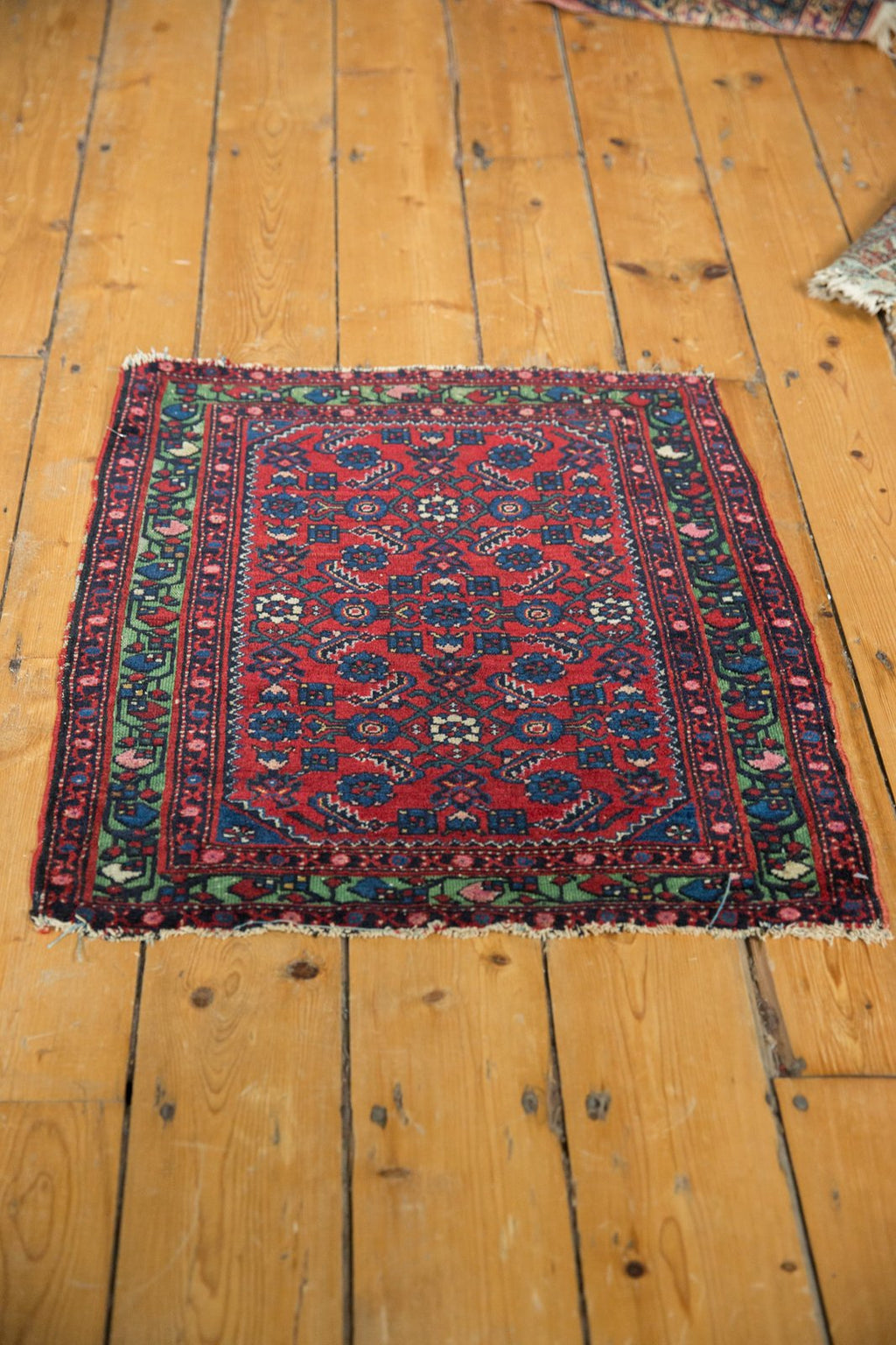2x2.5 Antique Fine Hamadan Square Rug Mat