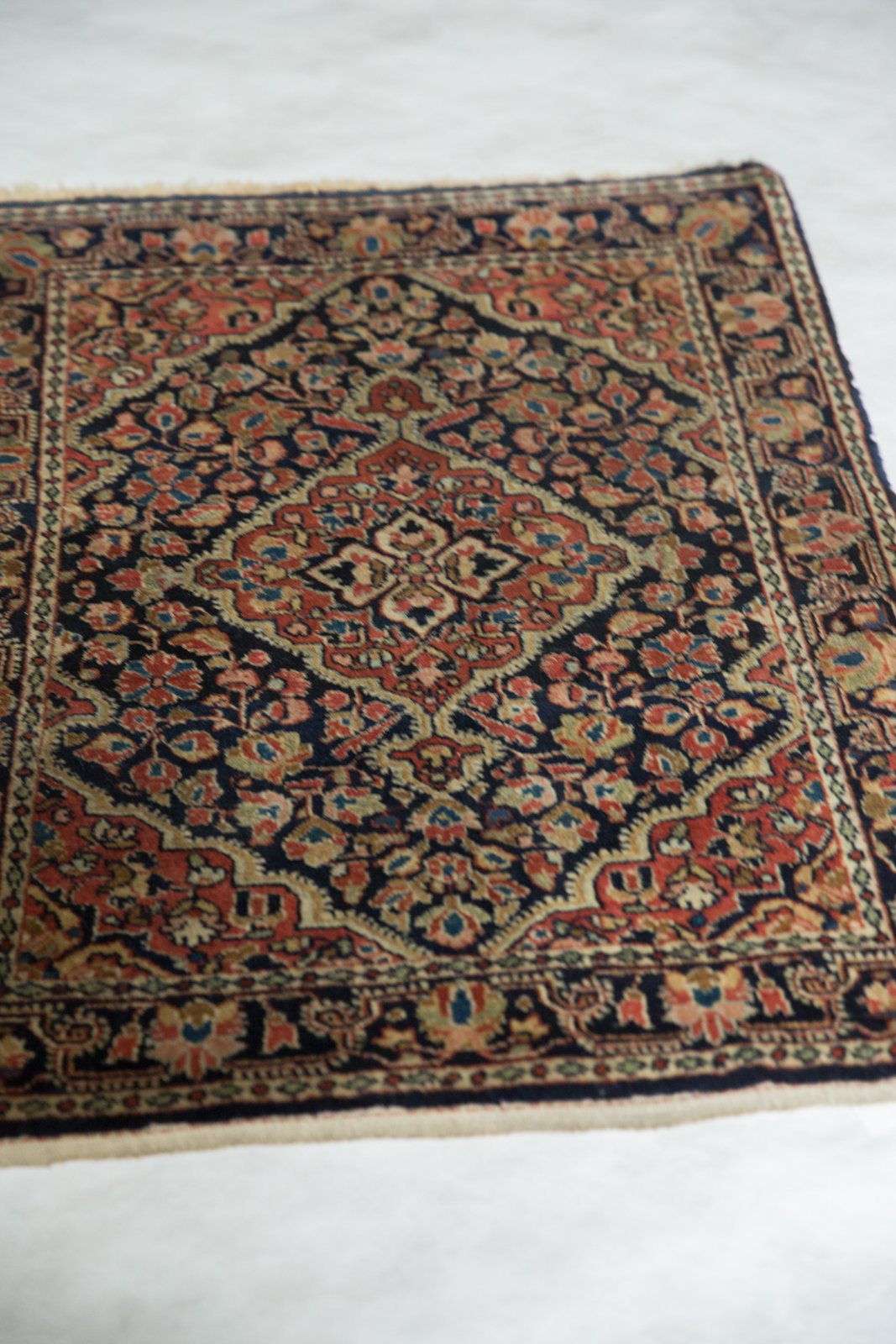 2x3 Vintage Fine Sarouk Rug Mat