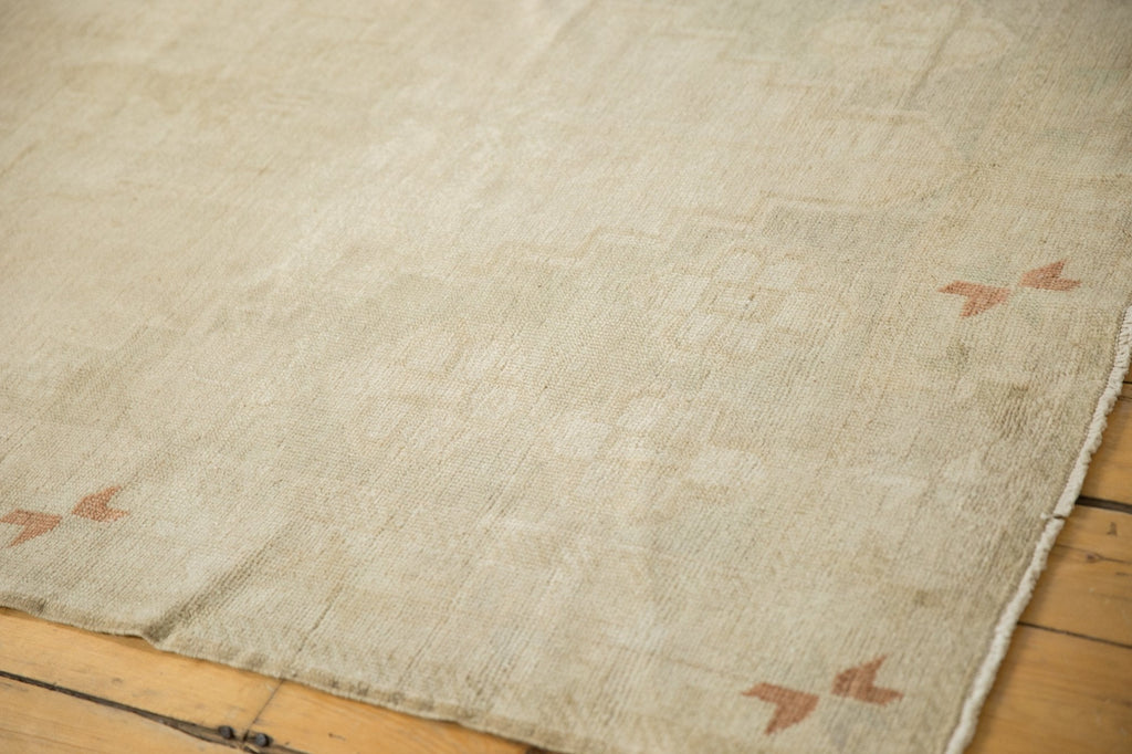 5x9.5 Vintage Distressed Oushak Carpet