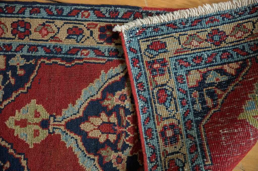 1.5x3 Vintage Heriz Rug Mat