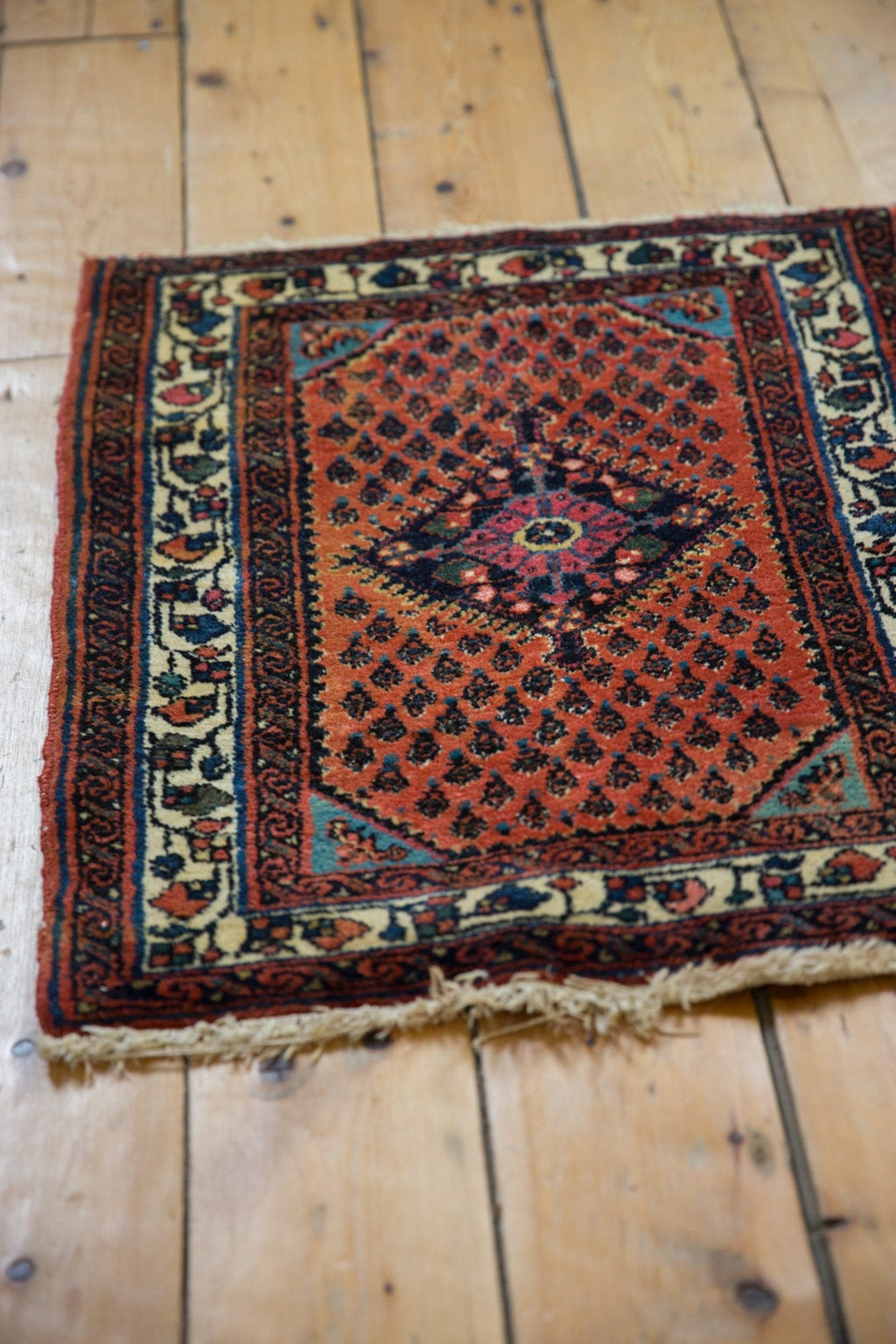 2x2.5 Vintage Engelas Square Rug Mat