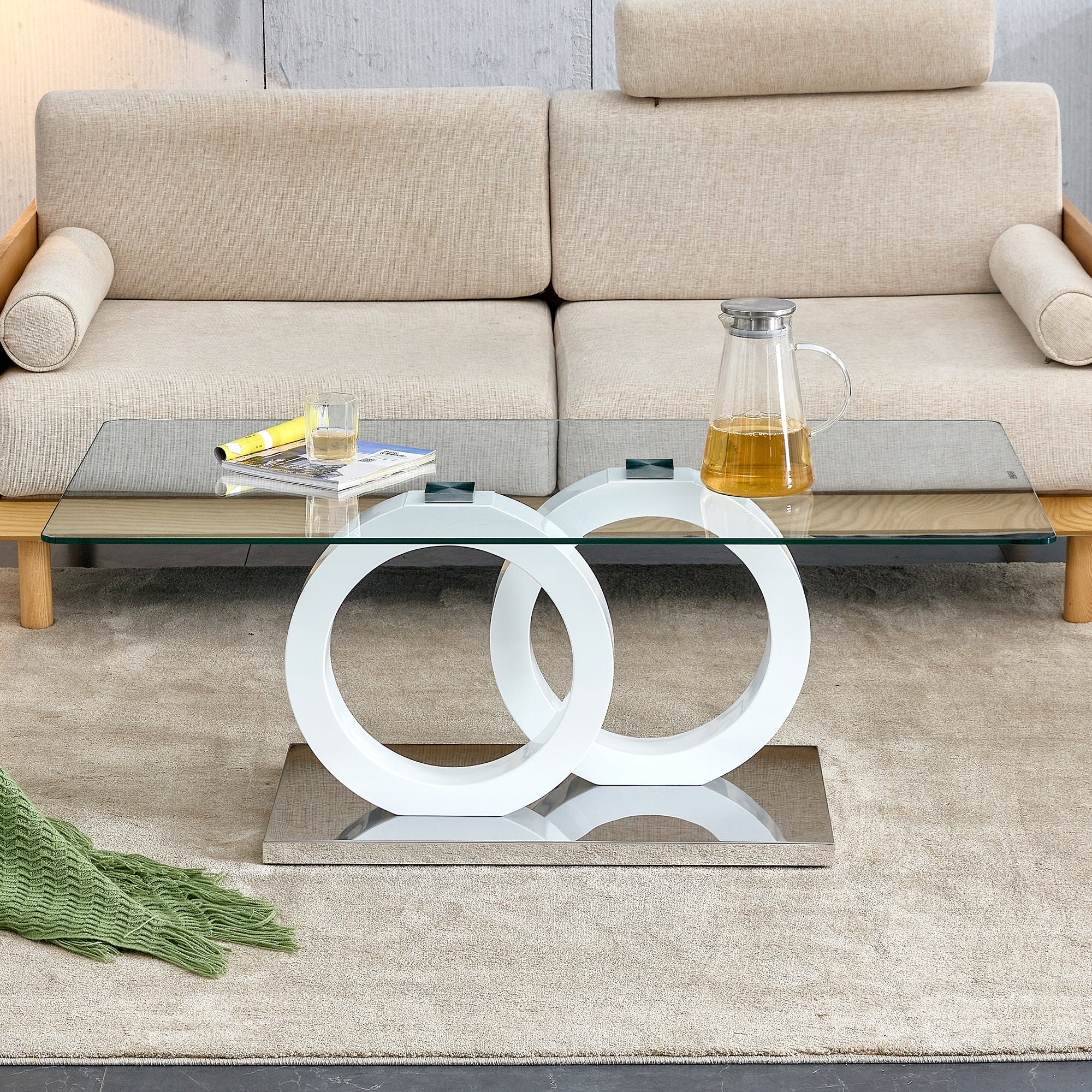 Rectangular modern and fashionable coffee table with tempered glass tabletop and white legs. Suitable for living room.47.2"*25.4"*17.9"