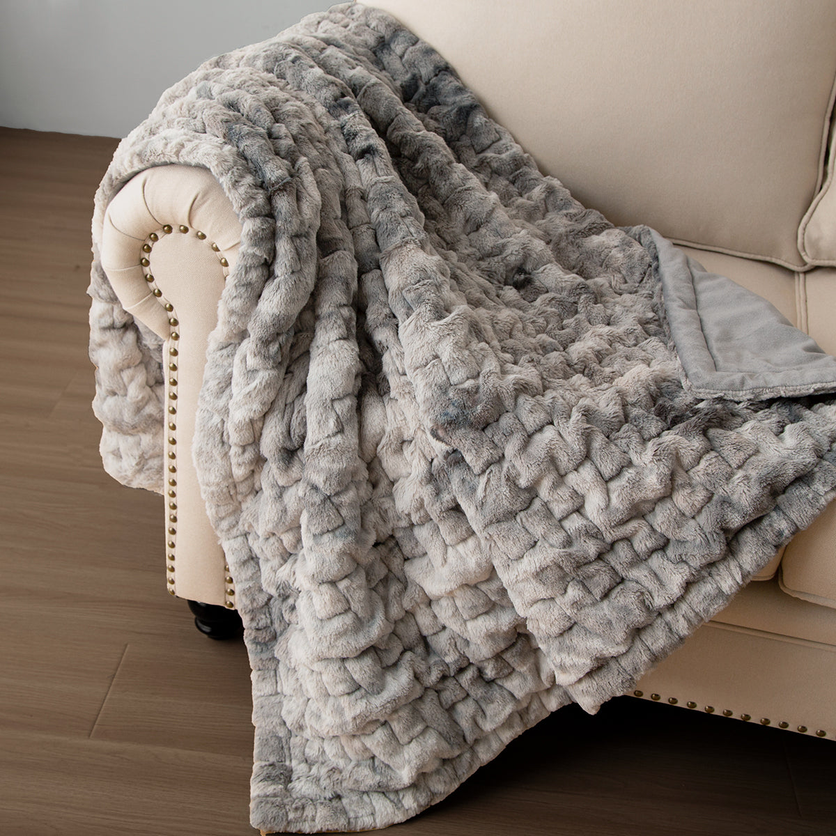 50x60' Faux Fur Throw