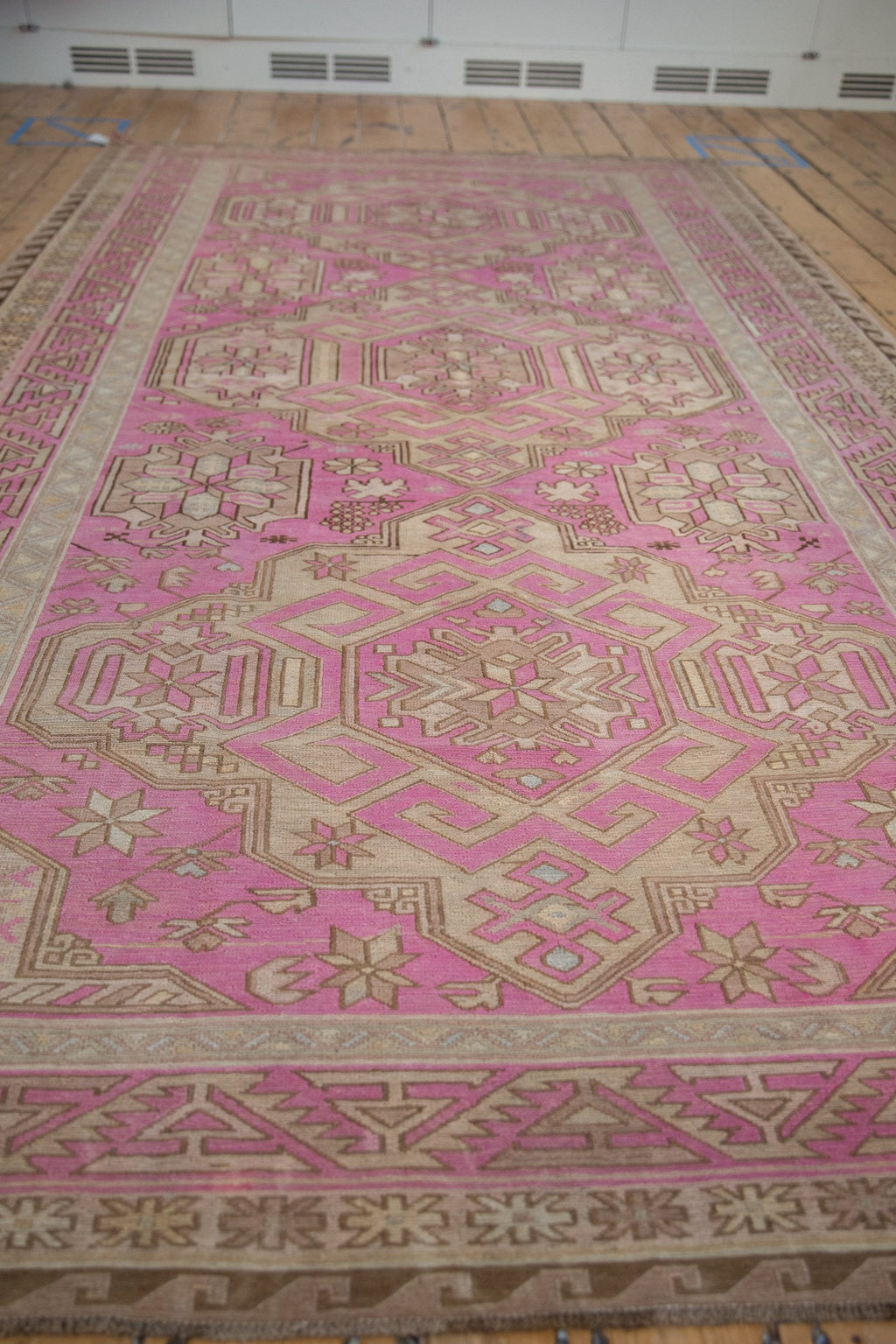 6x11 Vintage Distressed Soumac Carpet