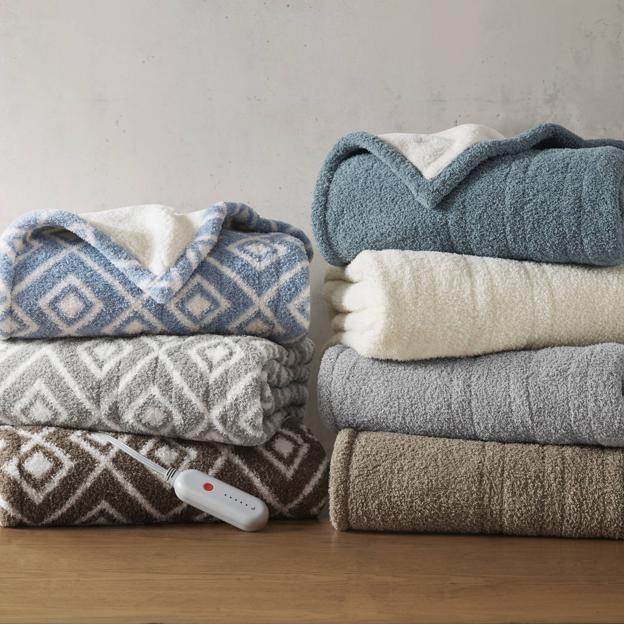 1 PCS 50x60' Dream Soft Heated Throw Grey Geo