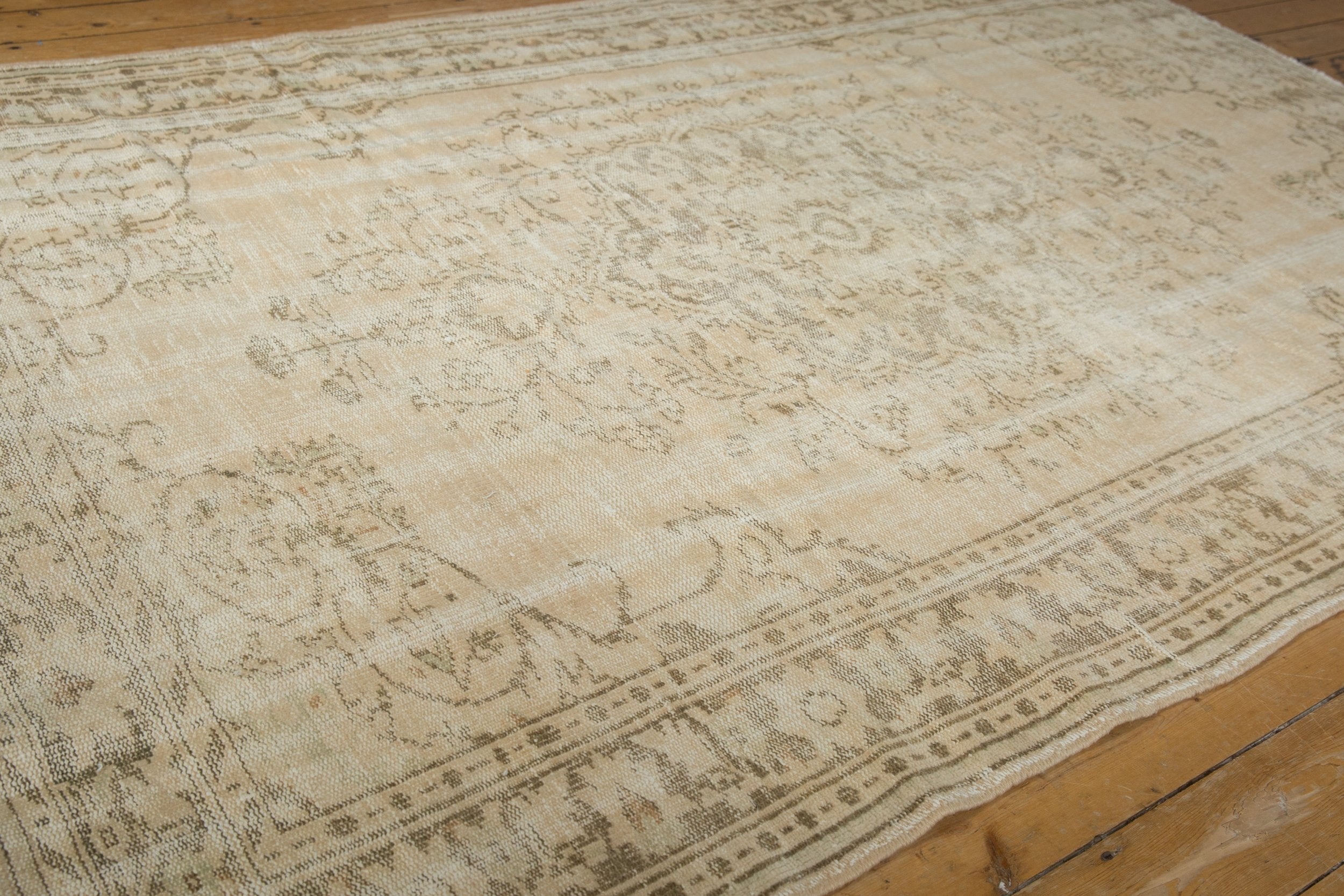 6.5x9.5 Vintage Distressed Oushak Carpet