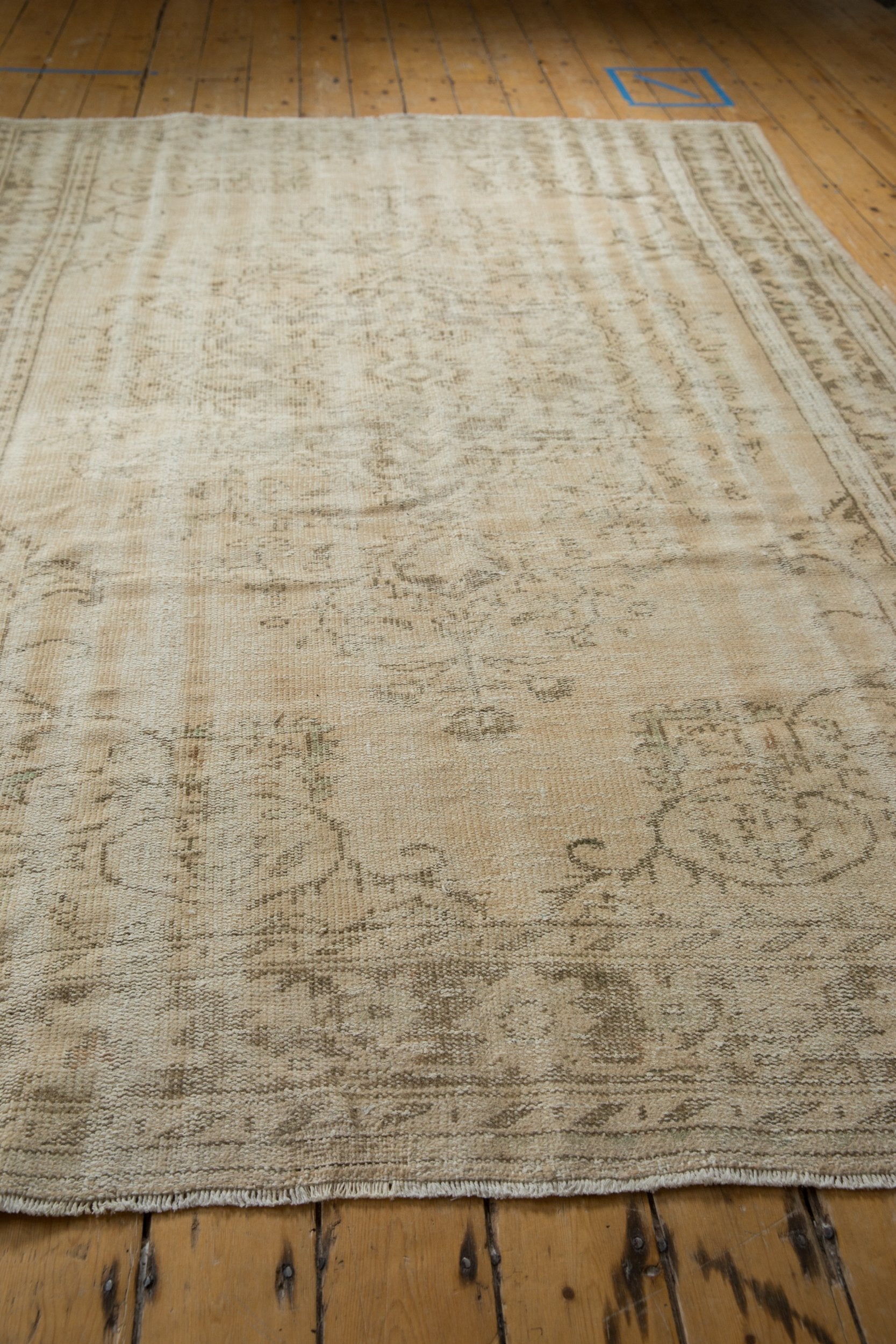 6.5x9.5 Vintage Distressed Oushak Carpet