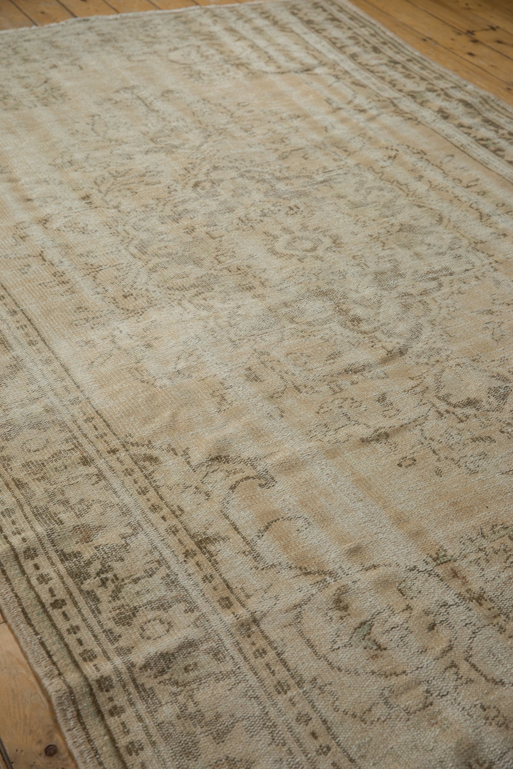 6.5x9.5 Vintage Distressed Oushak Carpet