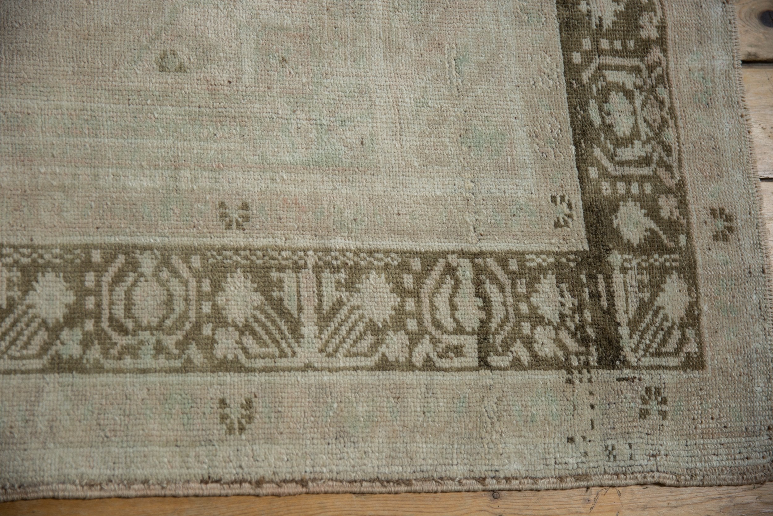 5x9 Vintage Distressed Oushak Carpet