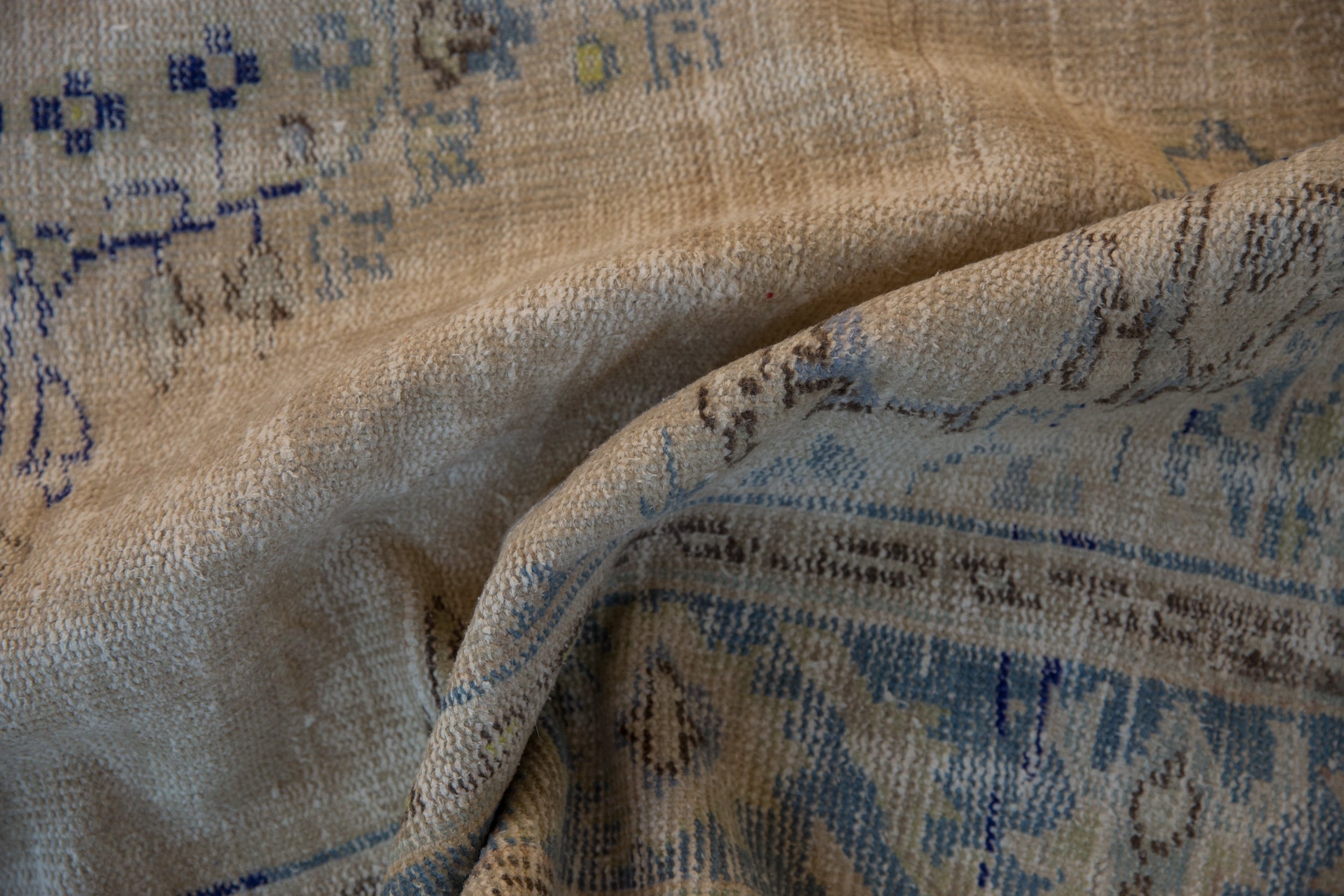 6.5x9.5 Vintage Distressed Oushak Carpet