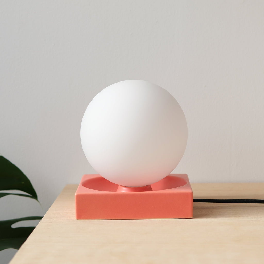 Cubic Table Lamp
