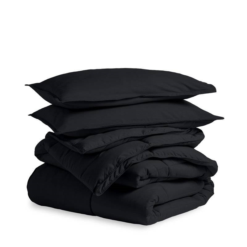 Twin/Twin XL Super Soft Lightweight Down Alternative Comforter Set in Black