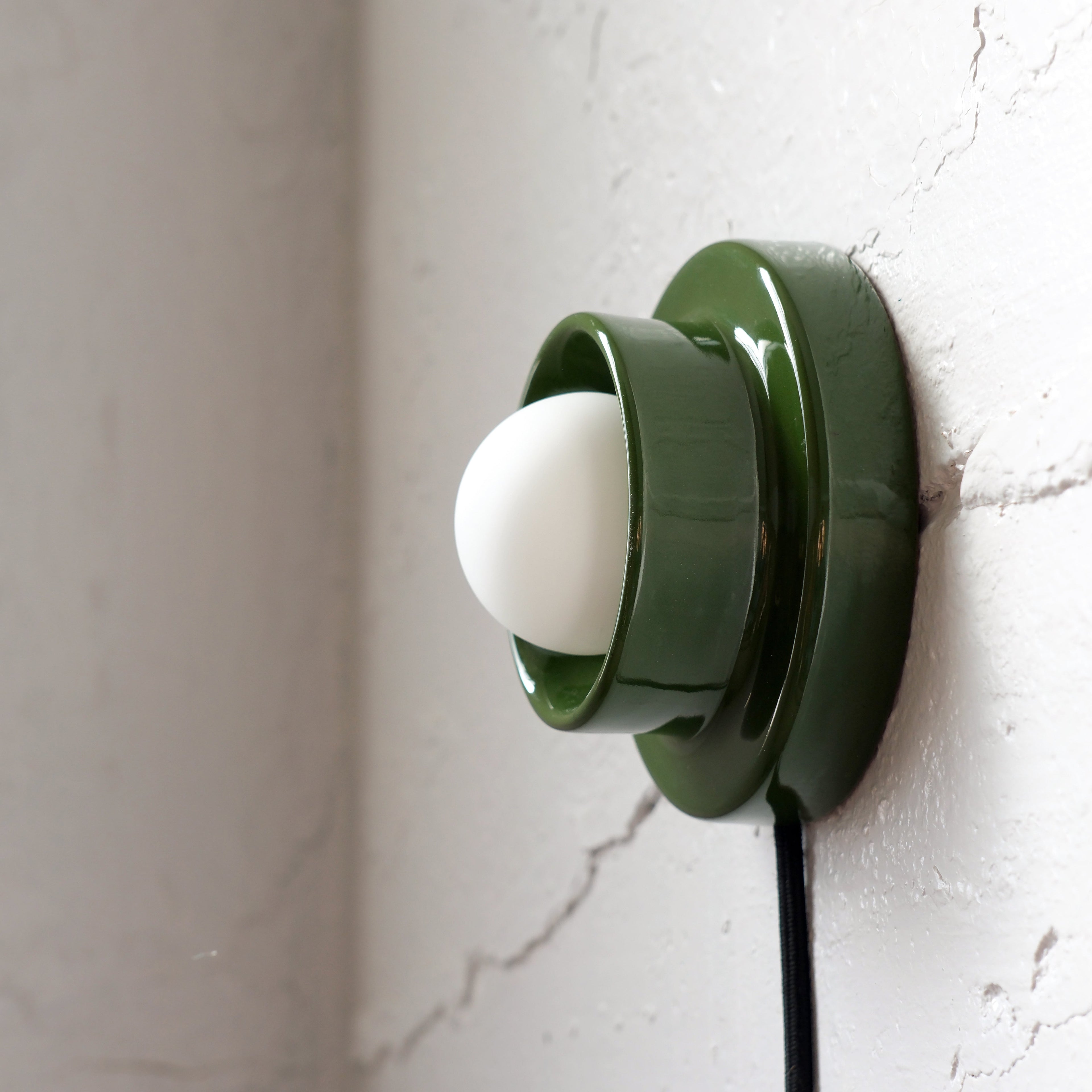 Q Sconce