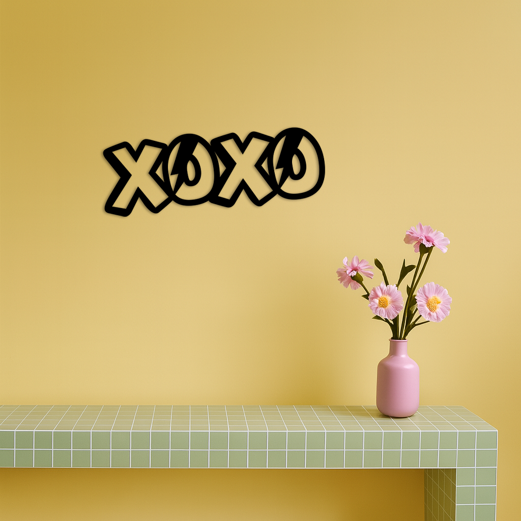 XOXO Word Art Metal Wall Decor – Modern Love Quote Design - KAFGP114