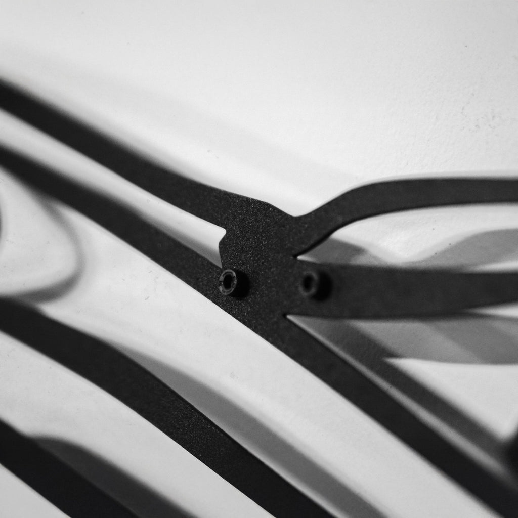 Classic Porsche 911 Wall Art – Retro Steel Silhouette with Spinning Wheels-KAFMEKA038