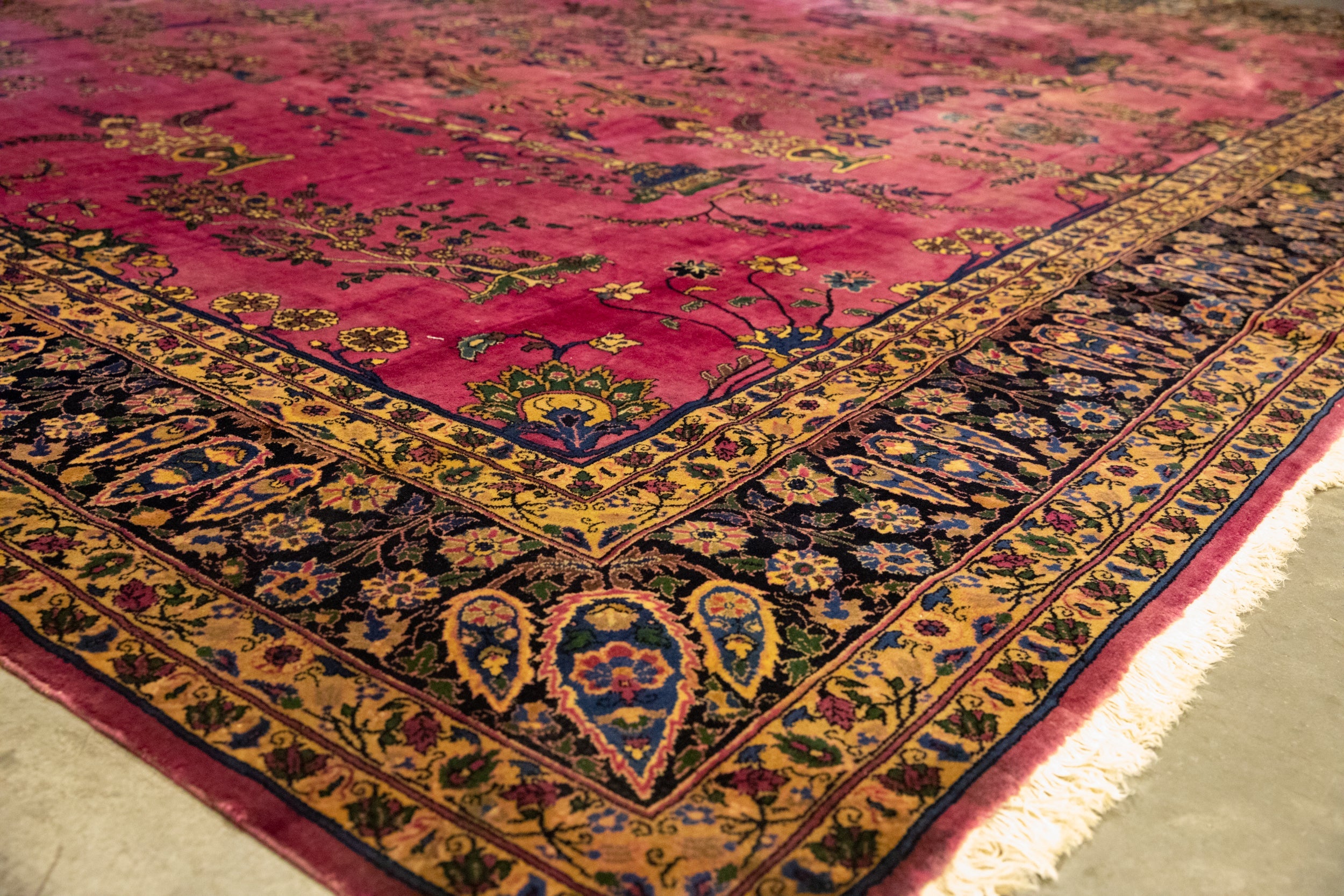 14.5x18.5 Vintage Meshed Carpet