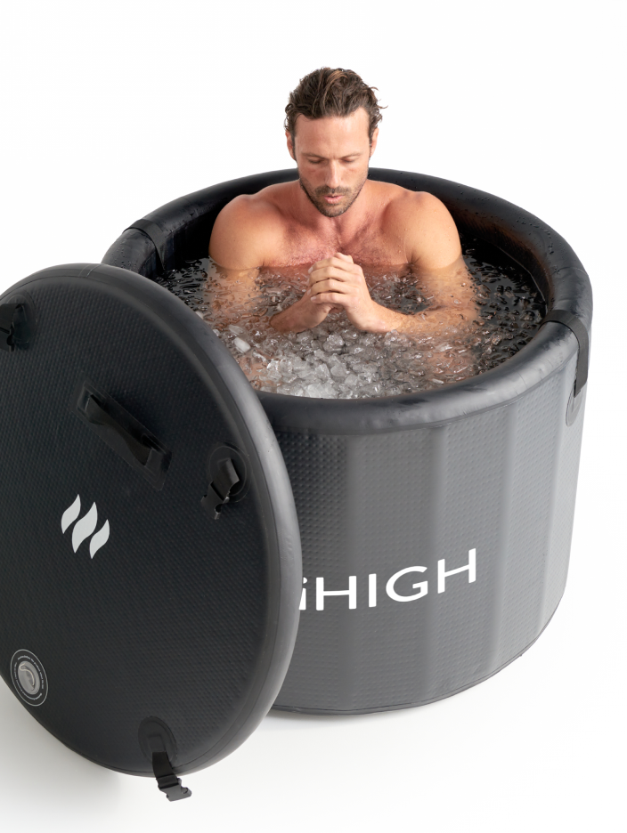 Cold Plunge Tub by MiHigh