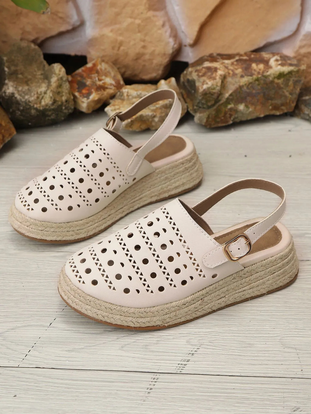 Hollow Out Platform Sandals